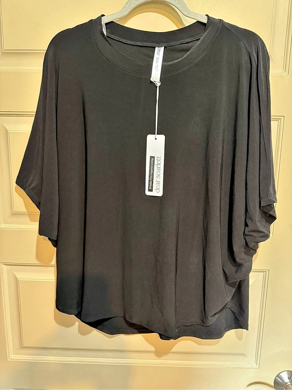 Dear Scarlett Black Tunic Top Size Large NWT